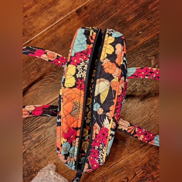 VERA BRADLEY FLORAL SHOULDER BAG-EUC - Picture 9 of 13